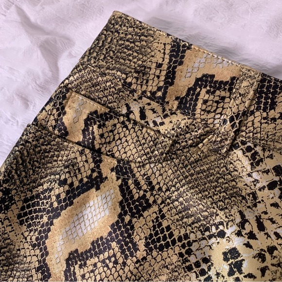 New Superdown Snakeskin Skirt - Picture 4 of 9